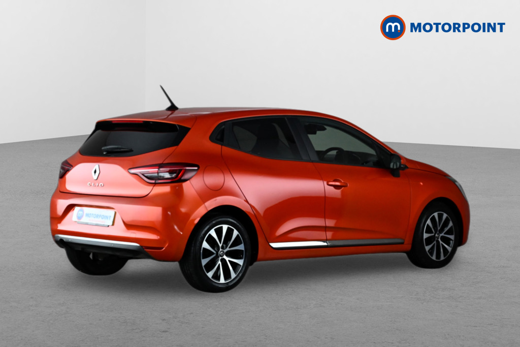 Renault Clio Iconic Manual Petrol Hatchback - Stock Number (1647699) - Drivers side rear corner