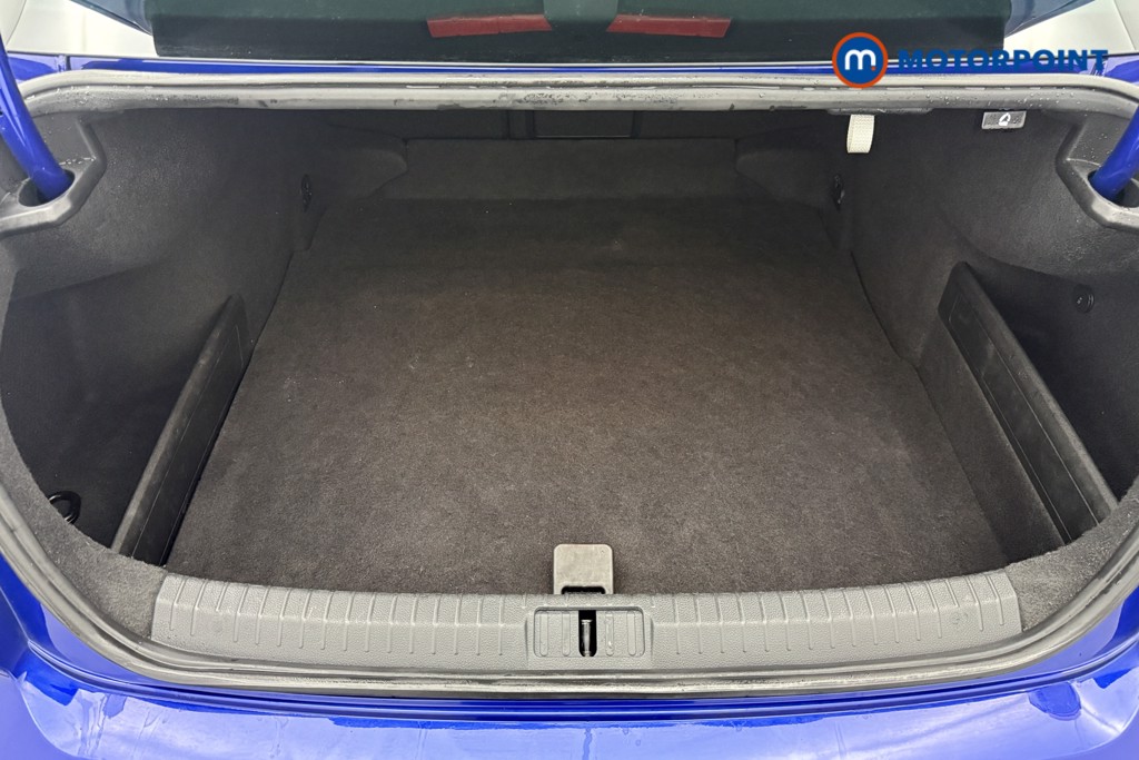 Volkswagen Passat R-Line Automatic Petrol Saloon - Stock Number (1647738) - 13th supplementary image
