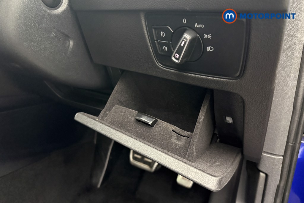Volkswagen Passat R-Line Automatic Petrol Saloon - Stock Number (1647738) - 22nd supplementary image