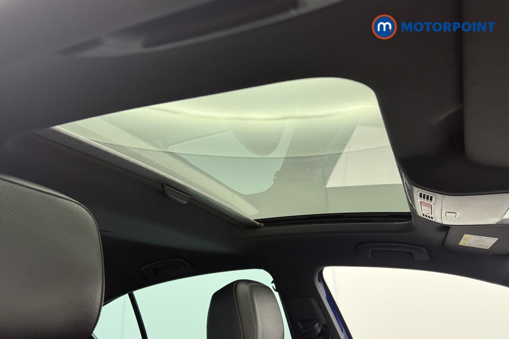 Volkswagen Passat R-Line Automatic Petrol Saloon - Stock Number (1647738) - 23rd supplementary image