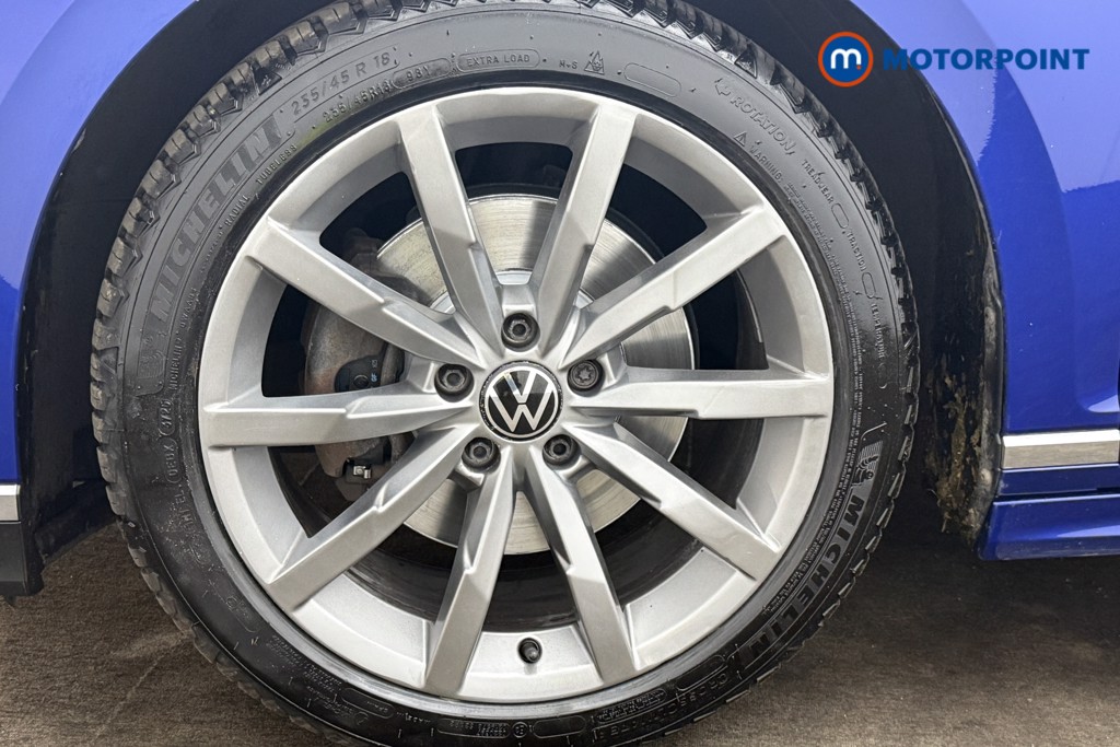Volkswagen Passat R-Line Automatic Petrol Saloon - Stock Number (1647738) - 1st supplementary image