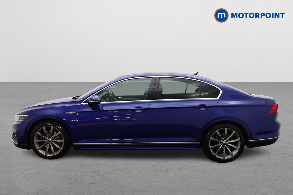 Volkswagen Passat R-Line Automatic Petrol Saloon - Stock Number (1647738) - Passenger side