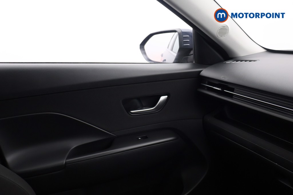 Hyundai Kona Advance Automatic Petrol-Electric Hybrid SUV - Stock Number (1647805) - 10th supplementary image