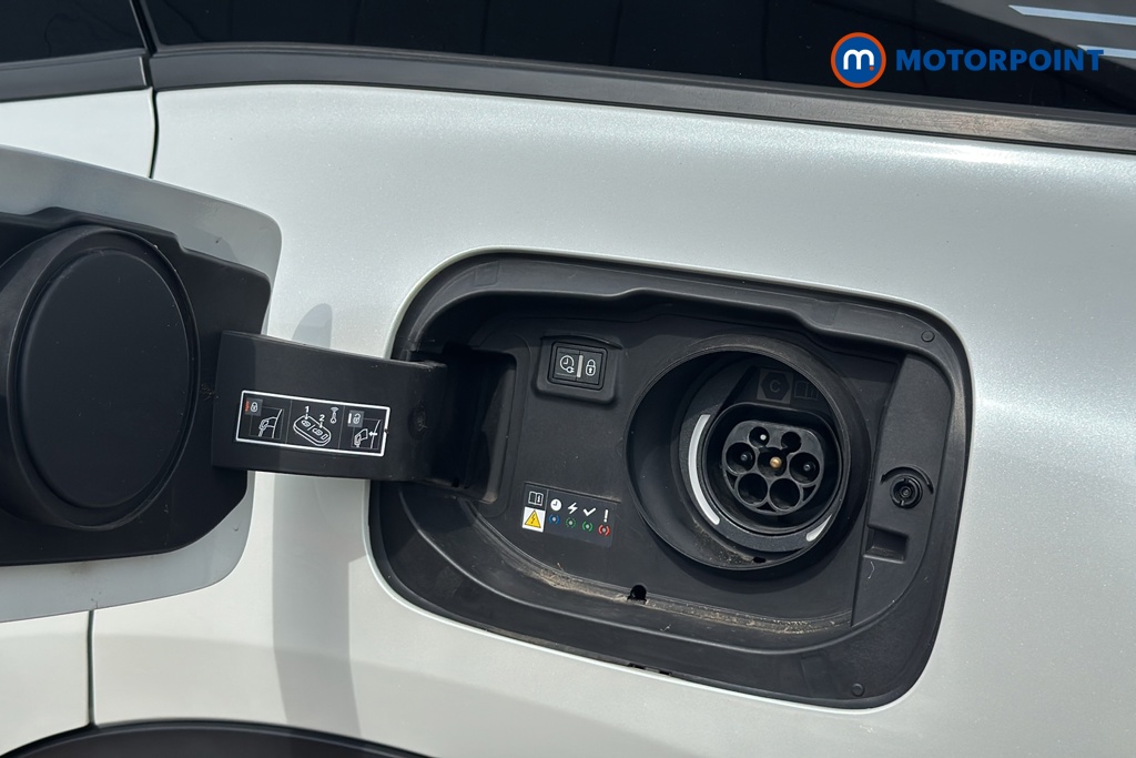 Citroen C5 X Shine Plus Automatic Petrol Plug-In Hybrid Hatchback - Stock Number (1647948) - 40th supplementary image