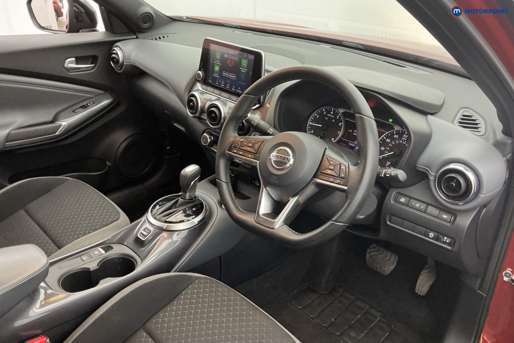 Nissan Juke N-Connecta Automatic Petrol SUV - Stock Number (1648339) - 6th supplementary image