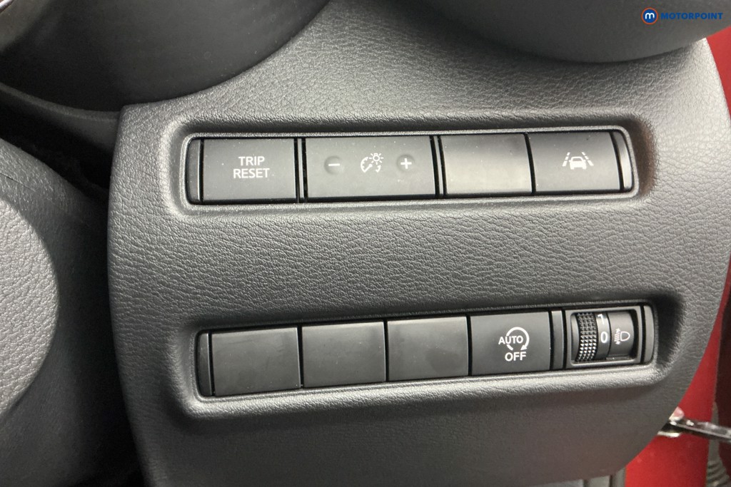 Nissan Juke N-Connecta Automatic Petrol SUV - Stock Number (1648339) - 18th supplementary image