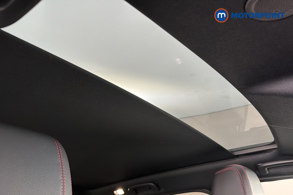 Land Rover Discovery Sport Urban Edition Automatic Diesel SUV - Stock Number (1648404) - 20th supplementary image