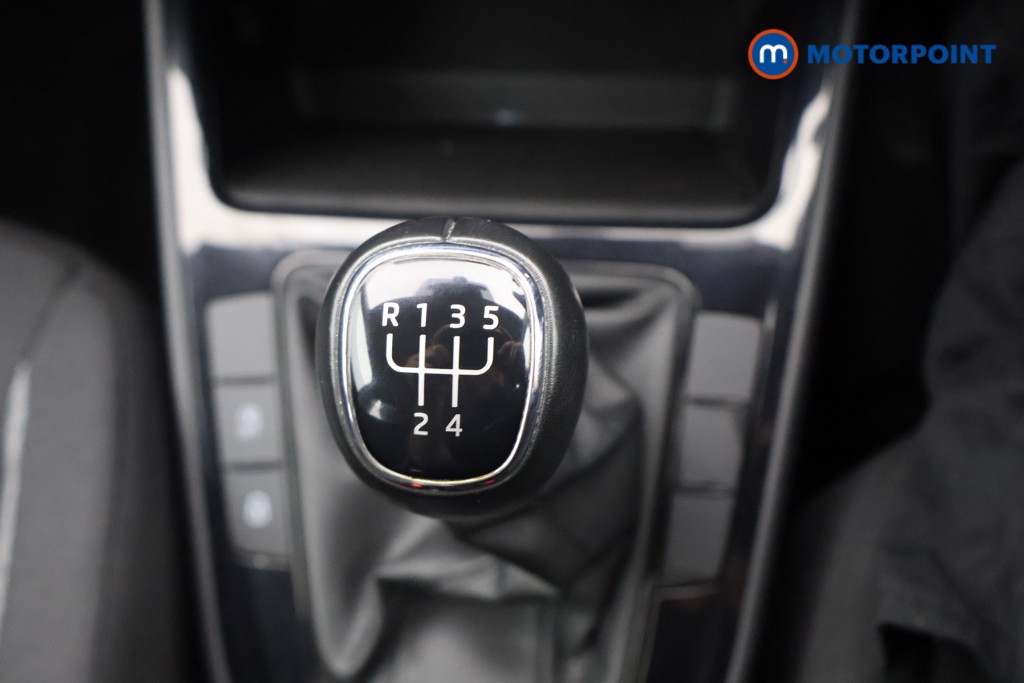 Skoda Fabia Se Comfort Manual Petrol Hatchback - Stock Number (1648609) - 9th supplementary image
