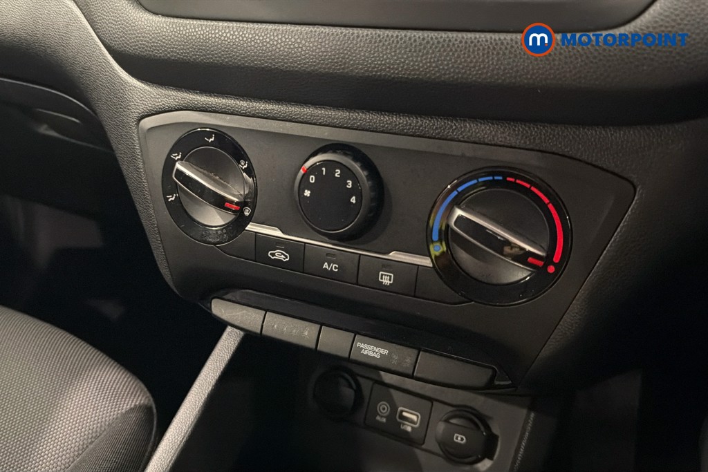 Hyundai I20 SE Manual Petrol Hatchback - Stock Number (1648806) - 12th supplementary image