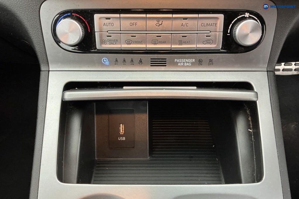 Hyundai Kona Se Connect Automatic Electric SUV - Stock Number (1648893) - 10th supplementary image