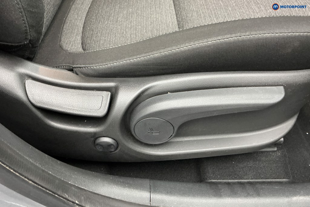 Hyundai Kona Se Connect Automatic Electric SUV - Stock Number (1648893) - 18th supplementary image