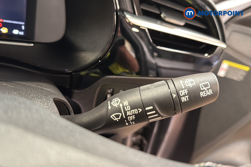 Vauxhall Corsa Elite Nav Premium Manual Petrol Hatchback - Stock Number (1649221) - 6th supplementary image