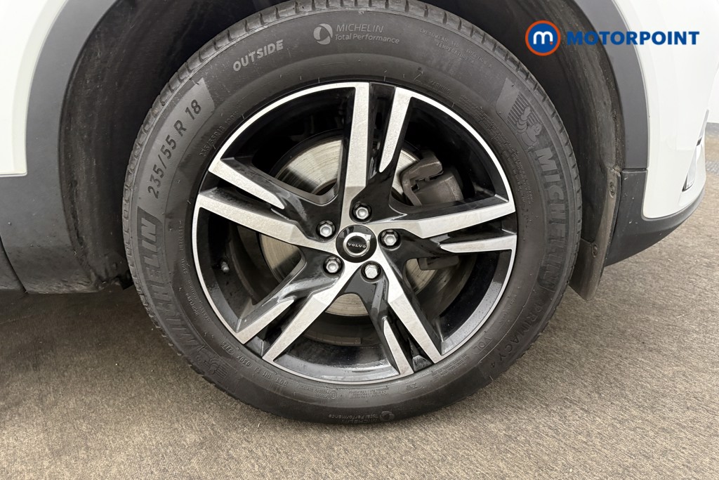 Volvo Xc40 Plus Automatic Petrol SUV - Stock Number (1649610) - 12th supplementary image