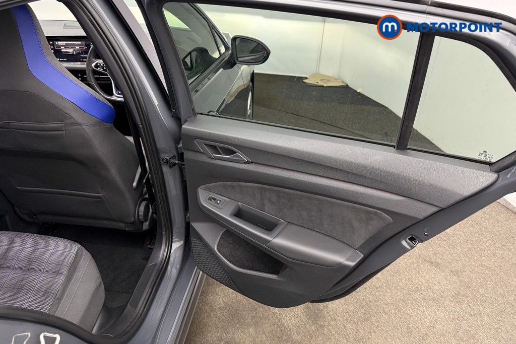 Volkswagen Golf GTE Automatic Petrol Plug-In Hybrid Hatchback - Stock Number (1649643) - 14th supplementary image
