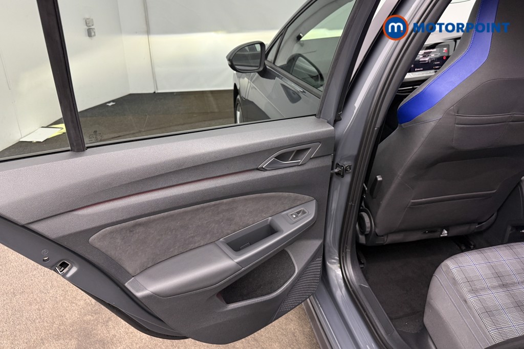 Volkswagen Golf GTE Automatic Petrol Plug-In Hybrid Hatchback - Stock Number (1649643) - 17th supplementary image