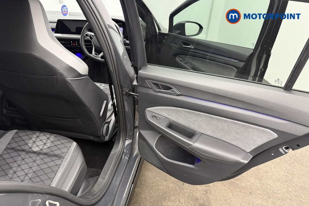Volkswagen Golf R-Line Automatic Petrol Hatchback - Stock Number (1649644) - 14th supplementary image