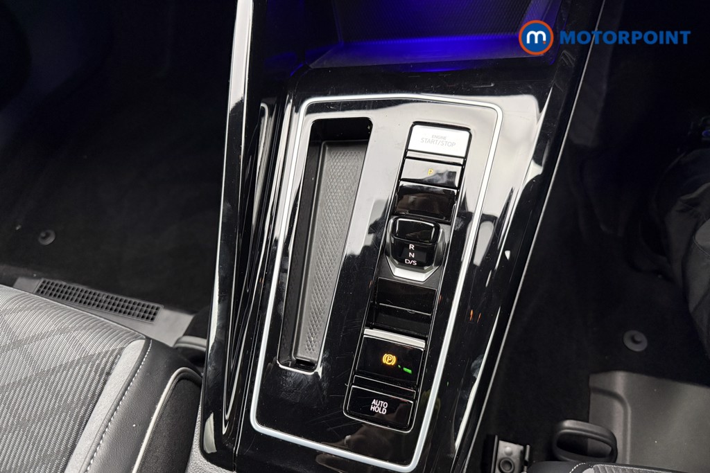 Volkswagen Golf R-Line Automatic Petrol Hatchback - Stock Number (1649644) - 25th supplementary image