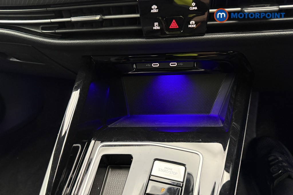 Volkswagen Golf R-Line Automatic Petrol Hatchback - Stock Number (1649644) - 33rd supplementary image