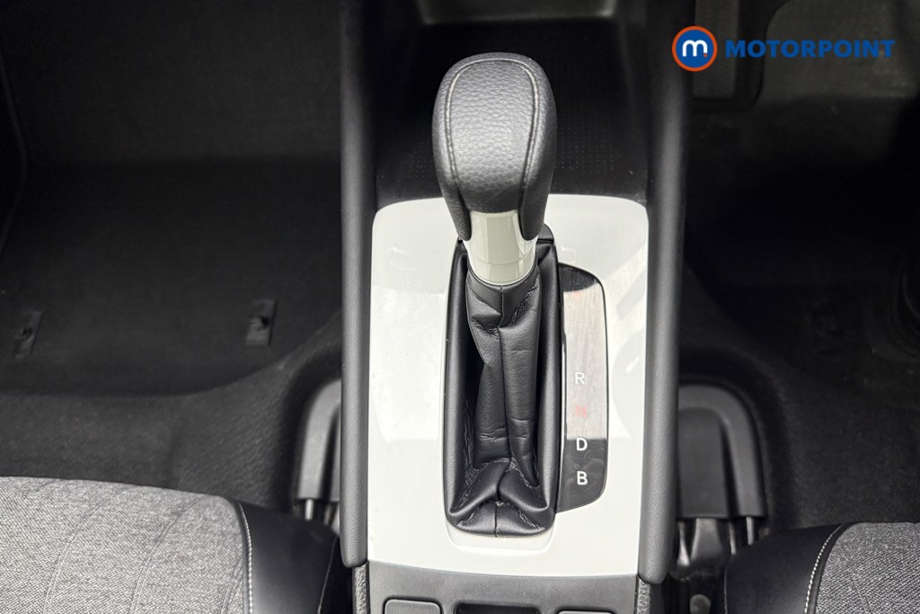 Honda Jazz SR Automatic Petrol-Electric Hybrid Hatchback - Stock Number (1650085) - 7th supplementary image