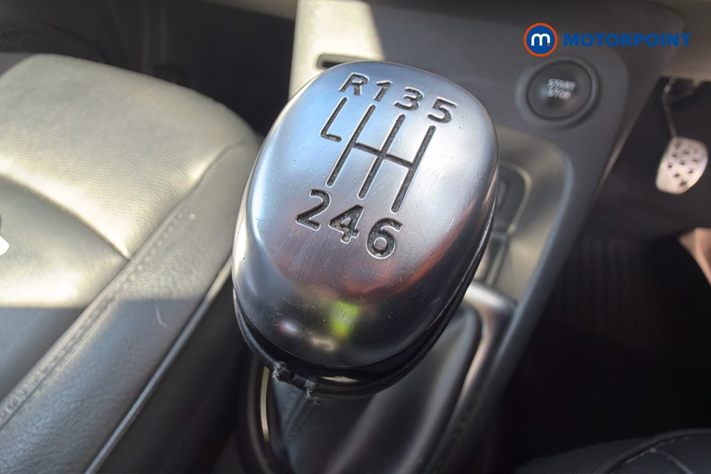 Renault Captur Gt Line Manual Petrol SUV - Stock Number (1650266) - 39th supplementary image