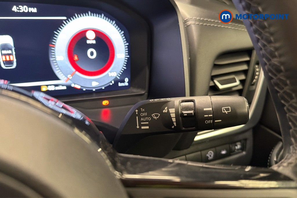 Nissan Qashqai N-Connecta Manual Petrol SUV - Stock Number (1650677) - 7th supplementary image