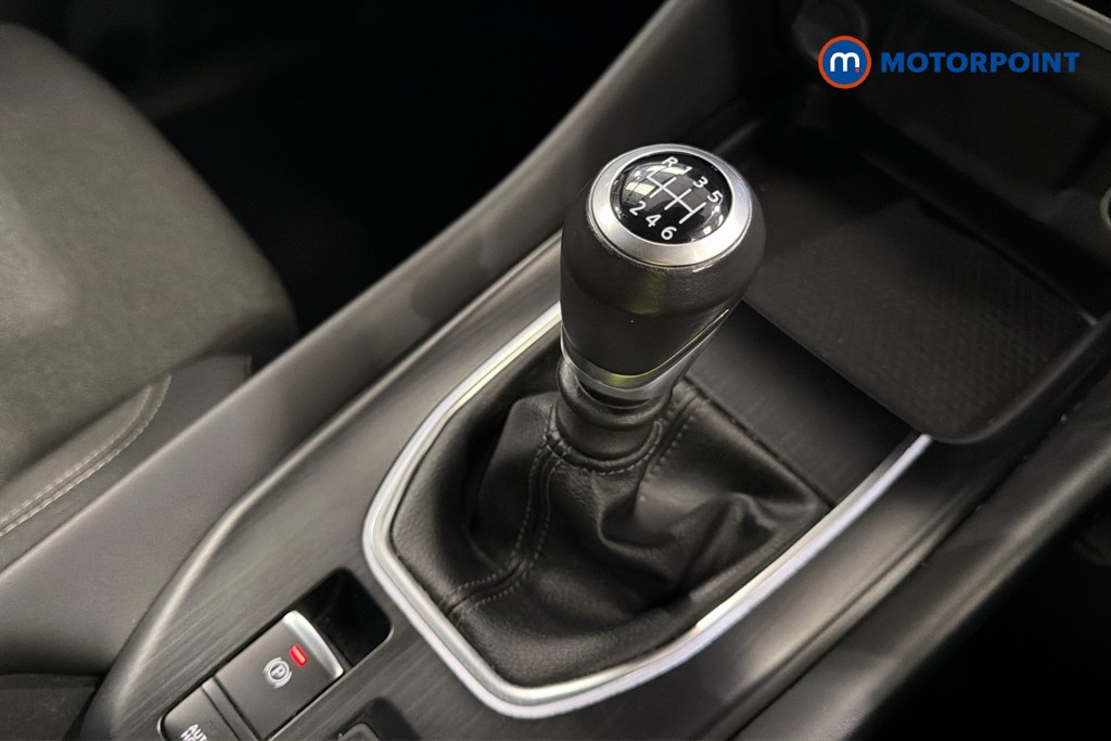 Nissan Qashqai N-Connecta Manual Petrol SUV - Stock Number (1650677) - 15th supplementary image
