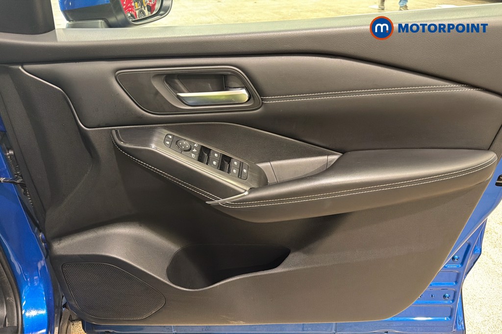 Nissan Qashqai N-Connecta Manual Petrol SUV - Stock Number (1650677) - 19th supplementary image