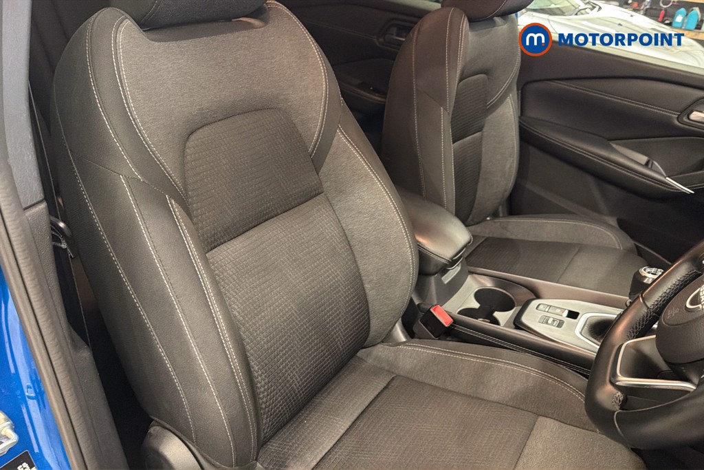 Nissan Qashqai N-Connecta Manual Petrol SUV - Stock Number (1650677) - 22nd supplementary image