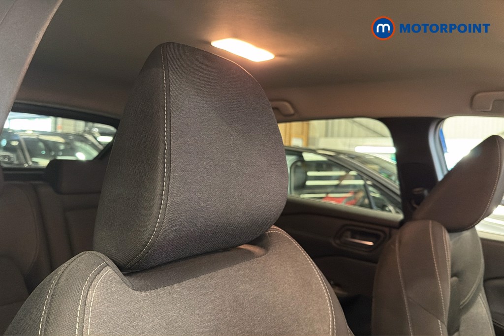 Nissan Qashqai N-Connecta Manual Petrol SUV - Stock Number (1650677) - 23rd supplementary image
