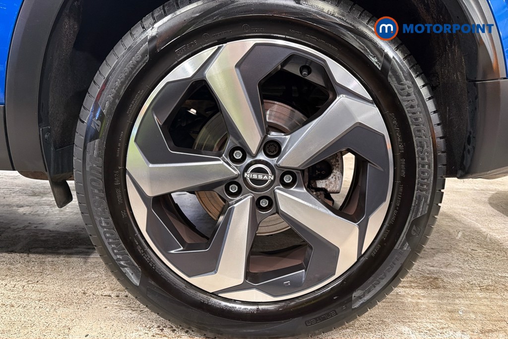 Nissan Qashqai N-Connecta Manual Petrol SUV - Stock Number (1650677) - 48th supplementary image