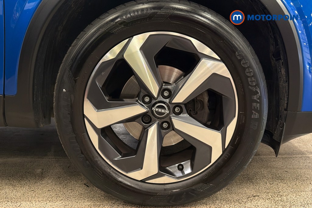 Nissan Qashqai N-Connecta Manual Petrol SUV - Stock Number (1650677) - 50th supplementary image