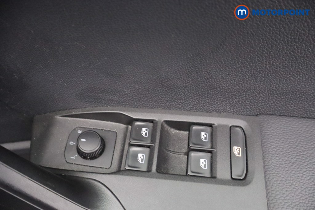 Seat Arona Se Edition Manual Petrol SUV - Stock Number (1650833) - 9th supplementary image