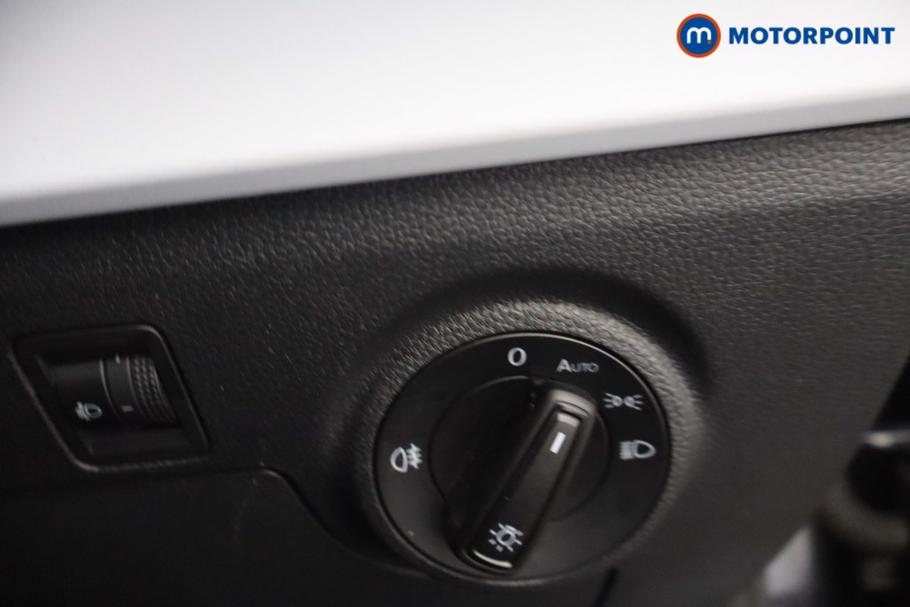 Seat Arona Se Edition Manual Petrol SUV - Stock Number (1650833) - 11th supplementary image