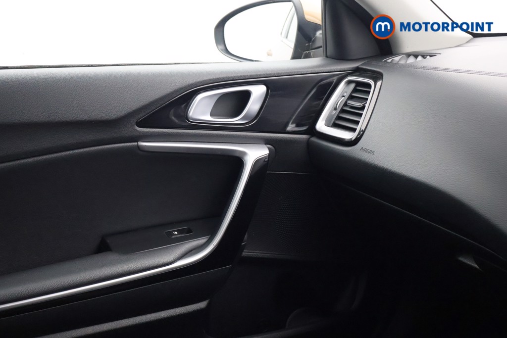 KIA Xceed 3 Manual Petrol Hatchback - Stock Number (1651117) - 8th supplementary image