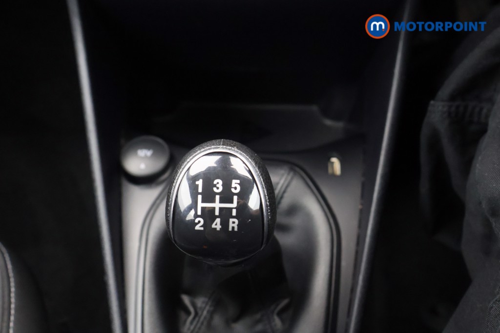 Ford Fiesta Trend Manual Petrol Hatchback - Stock Number (1651228) - 7th supplementary image
