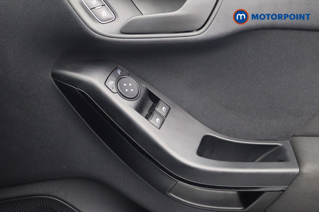 Ford Fiesta Trend Manual Petrol Hatchback - Stock Number (1651228) - 9th supplementary image