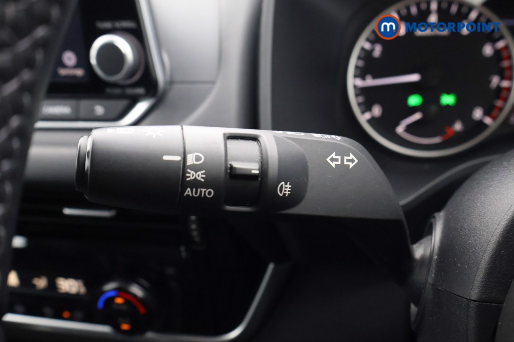 Nissan Qashqai Acenta Premium Manual Petrol SUV - Stock Number (1651455) - 5th supplementary image