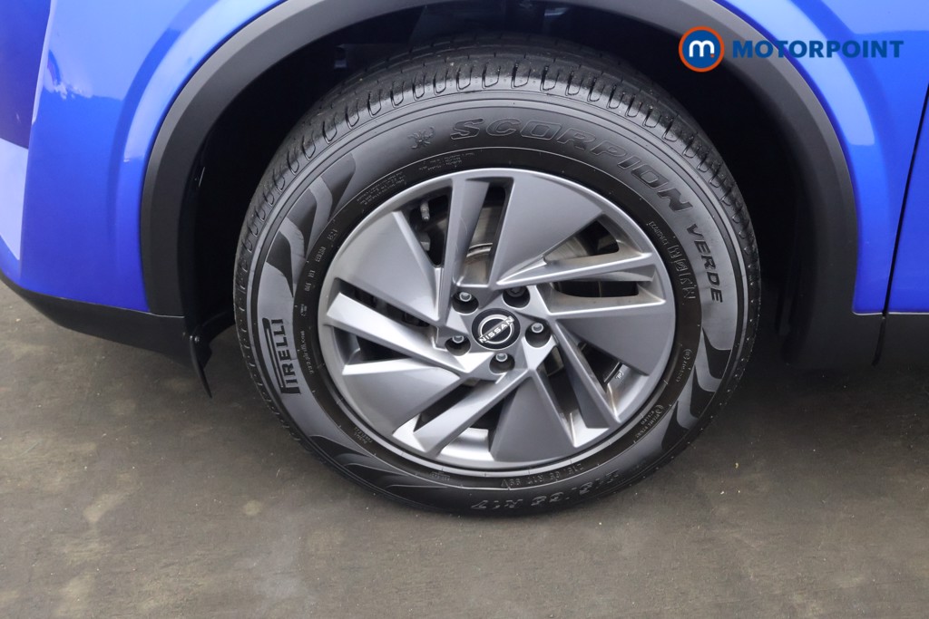 Nissan Qashqai Acenta Premium Manual Petrol SUV - Stock Number (1651455) - 22nd supplementary image