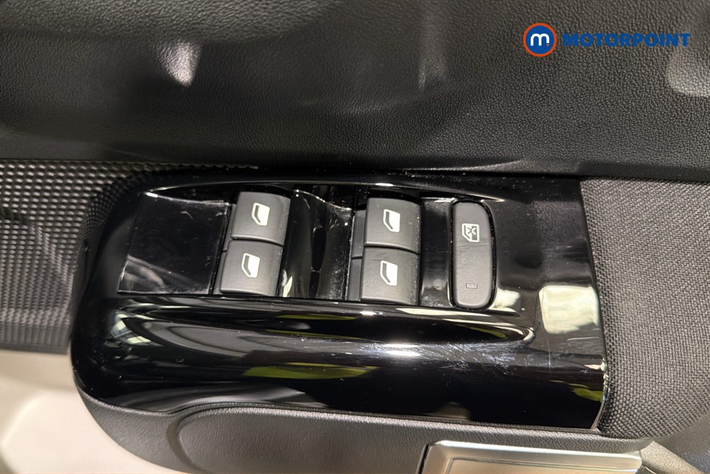 Citroen C3 Shine Plus Manual Petrol Hatchback - Stock Number (1651687) - 20th supplementary image