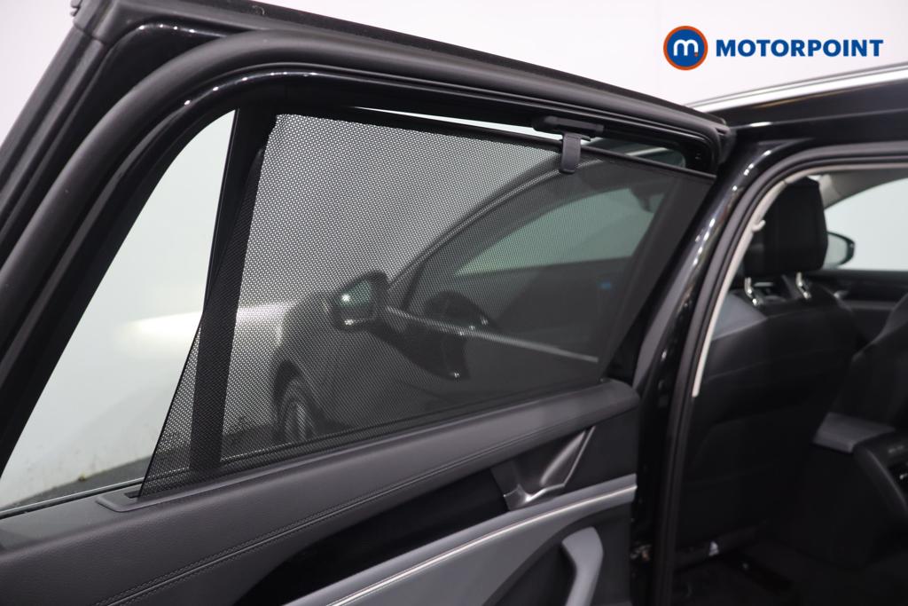 Volkswagen Passat Life Automatic Petrol Plug-In Hybrid Estate - Stock Number (1651981) - 14th supplementary image