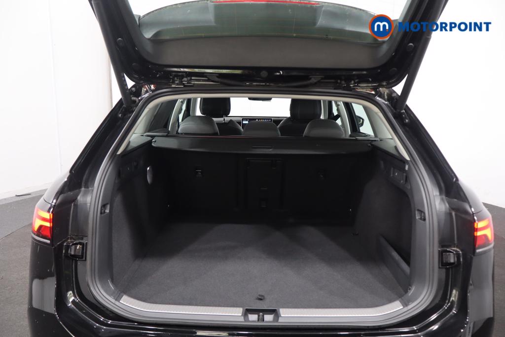 Volkswagen Passat Life Automatic Petrol Plug-In Hybrid Estate - Stock Number (1651981) - 15th supplementary image