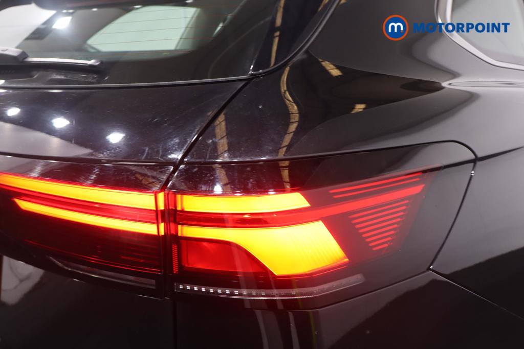 Volkswagen Passat Life Automatic Petrol Plug-In Hybrid Estate - Stock Number (1651981) - 16th supplementary image