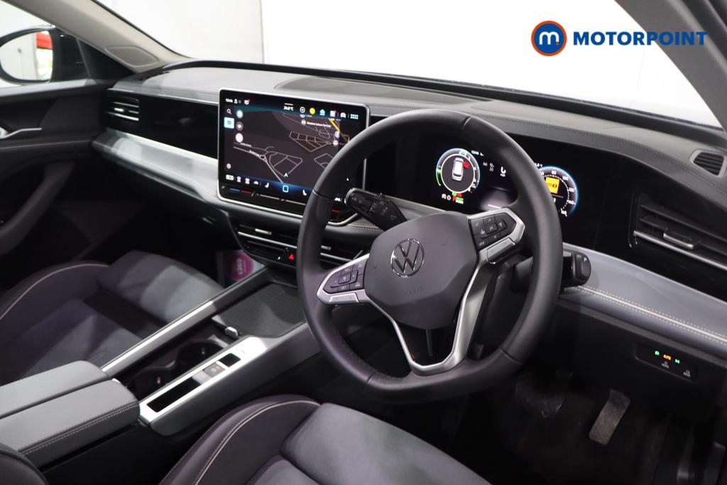 Volkswagen Passat Life Automatic Petrol Plug-In Hybrid Estate - Stock Number (1651981) - 1st supplementary image