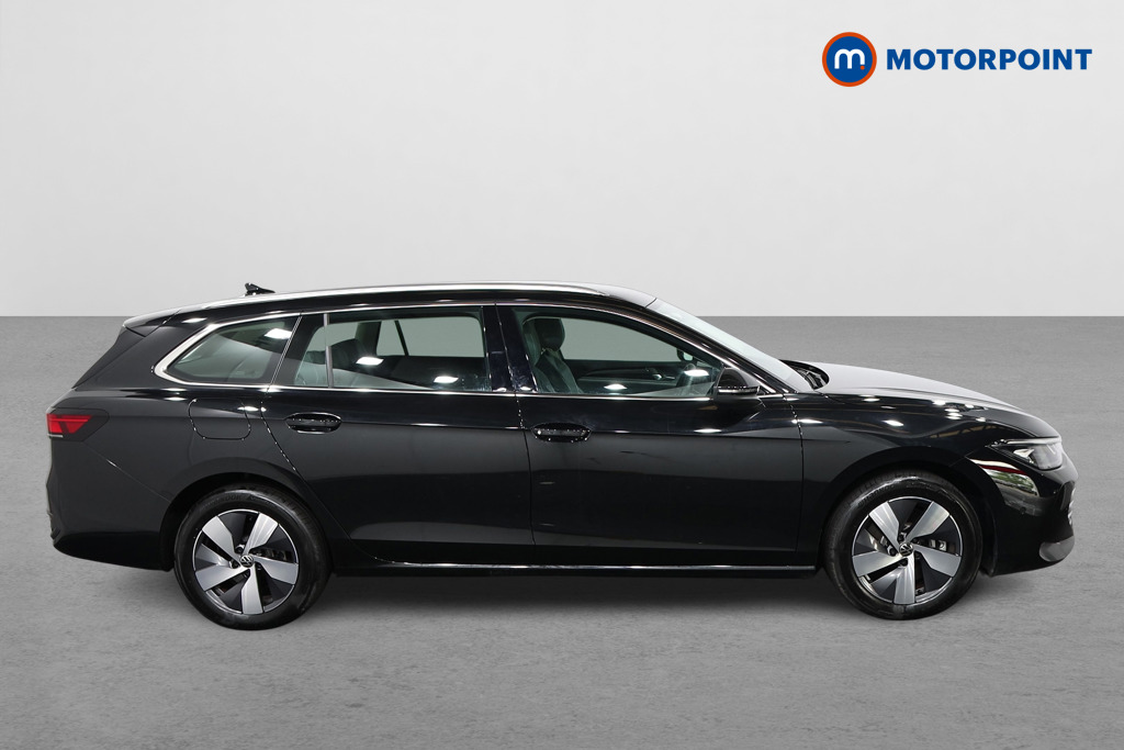 Volkswagen Passat Life Automatic Petrol Plug-In Hybrid Estate - Stock Number (1651981) - Drivers side
