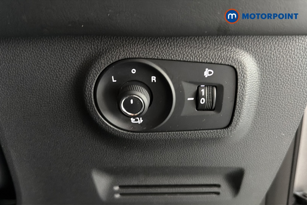 Mg Motor Uk ZS Exclusive Manual Petrol SUV - Stock Number (1651997) - 11th supplementary image