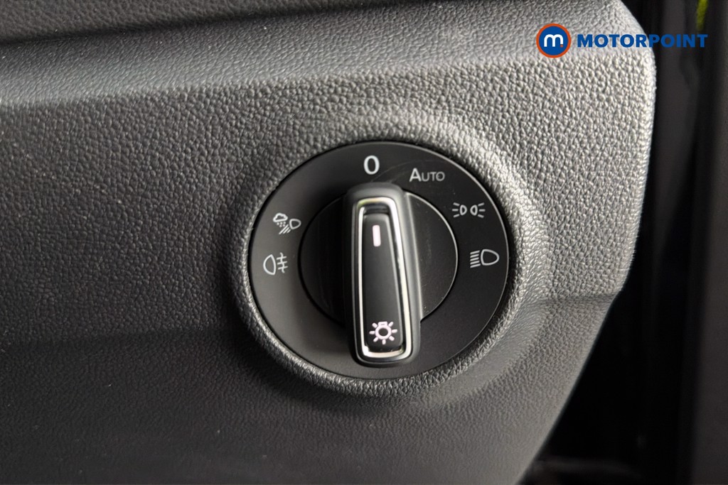 Volkswagen T-Roc Style Manual Petrol SUV - Stock Number (1652257) - 18th supplementary image