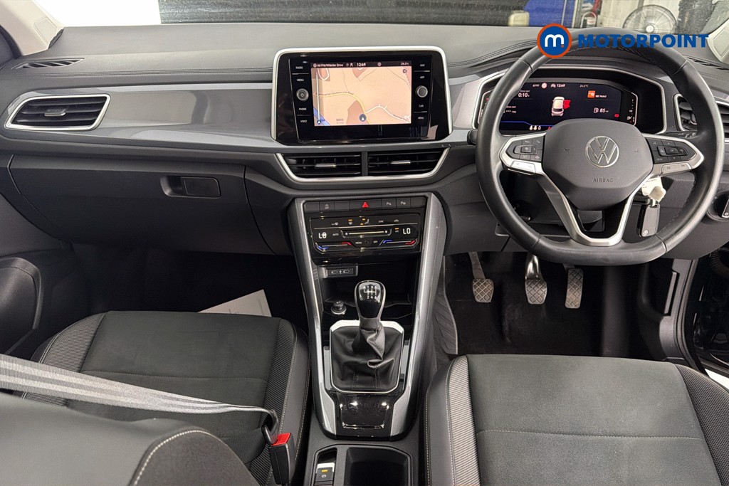 Volkswagen T-Roc Style Manual Petrol SUV - Stock Number (1652257) - 1st supplementary image