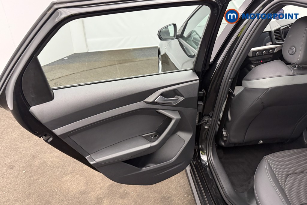 Audi A1 S Line Manual Petrol Hatchback - Stock Number (1652557) - 17th supplementary image