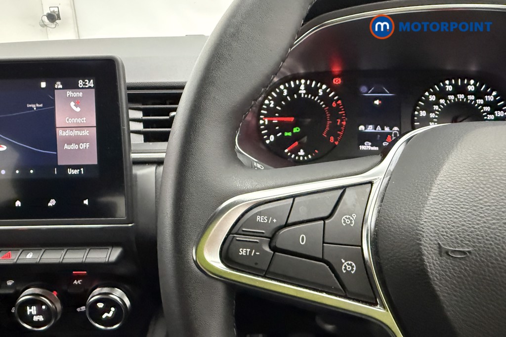 Renault Captur Iconic Manual Petrol SUV - Stock Number (1652698) - 19th supplementary image