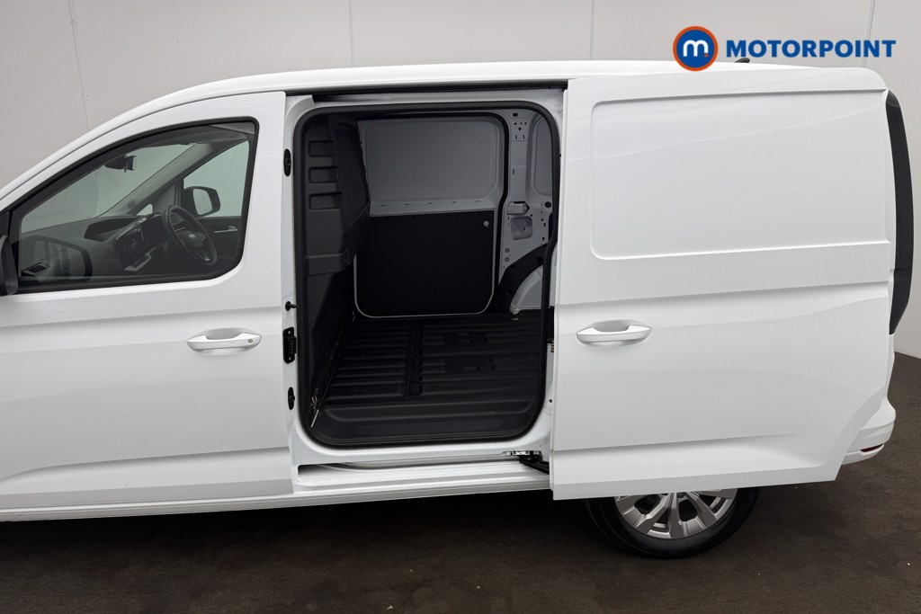 Ford Transit Connect Limited Automatic Petrol Plug-In Hybrid Panel Van - Stock Number (1652700) - 17th supplementary image